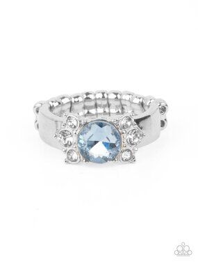 Paparazzi Ring (R230)